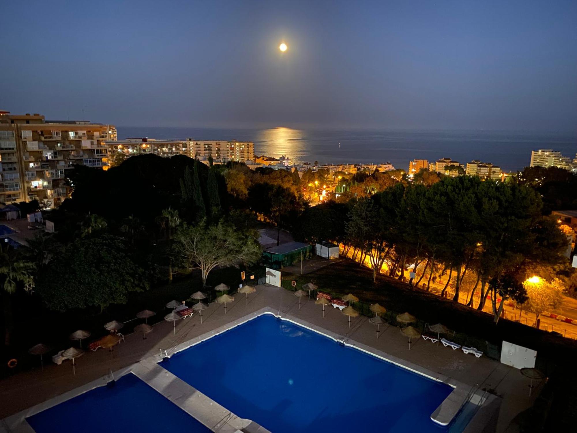 Hercules Estudio Con Vistas Al Mar Benalmádena Eksteriør billede
